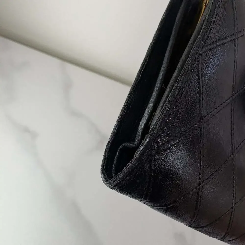 CHANEL vintage compact